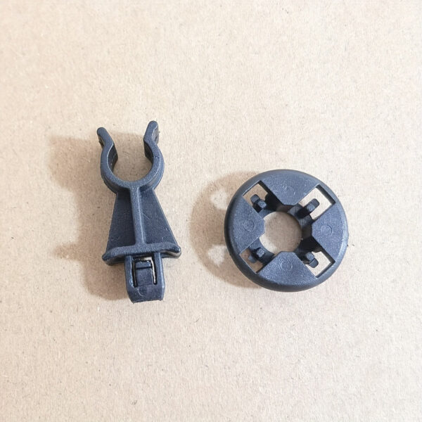 Nissan Hood Prop Rod Clip Retainer Set